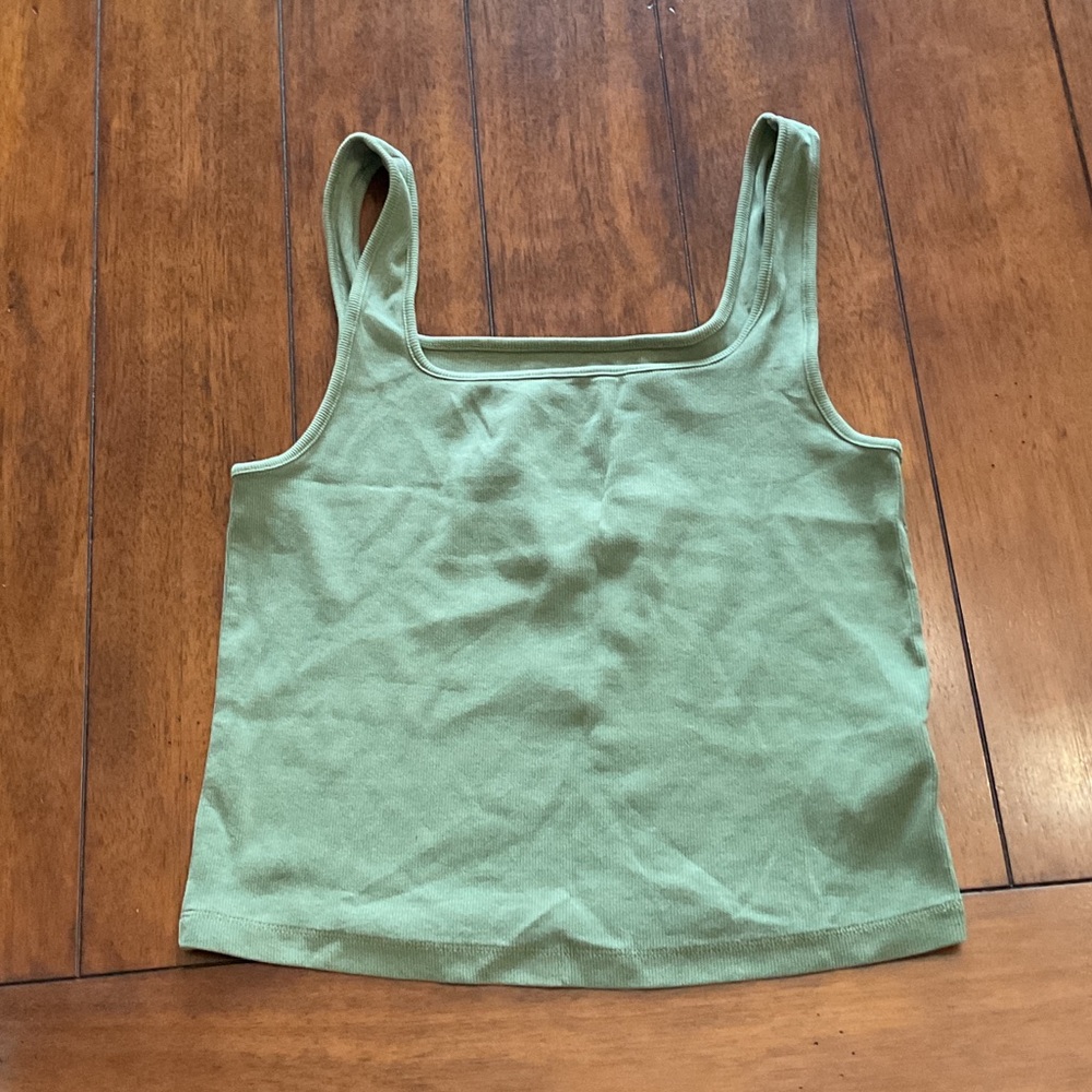 Old Navy Light Green Tank Top - Picture 1 of 3